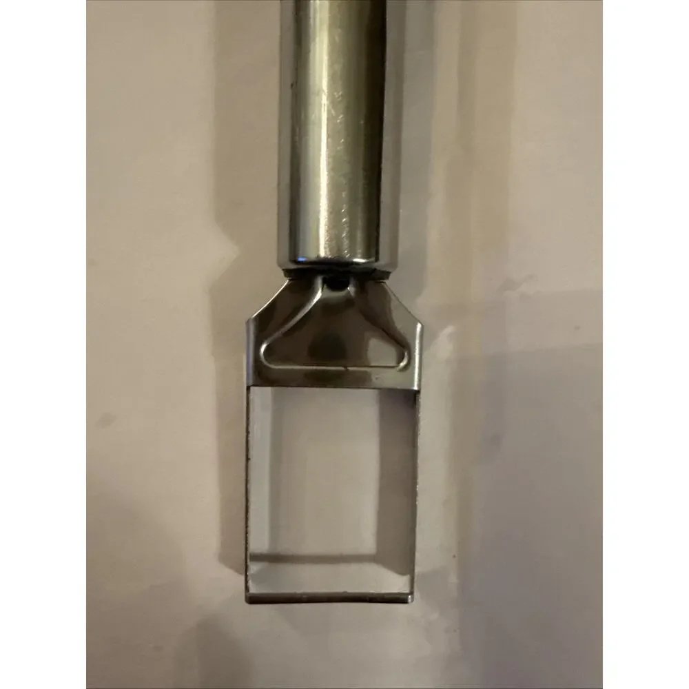NWT 2 In 1 Stainless Steel Watermelon Slicer And Fork